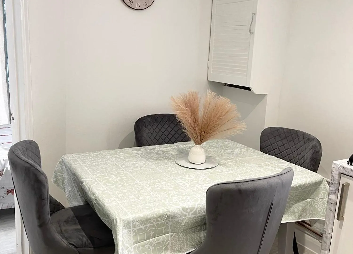 Apartment Stanton - Stylish 2 Bedroom Dagenham